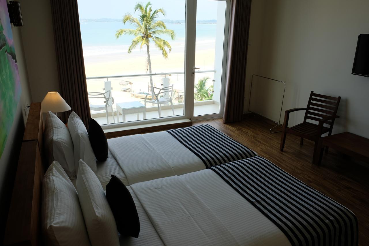 Twenty-Two Weligambay Hotel Weligama Exterior photo